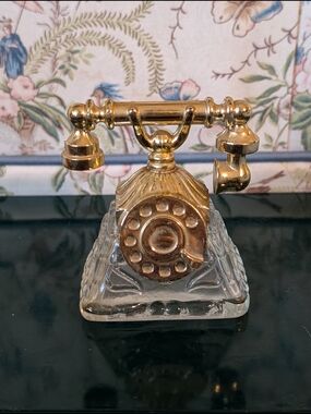 Vtg Avon Perfume Bottle